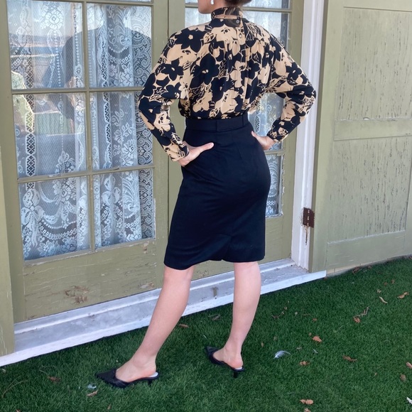 Don Sayres Skirt Suit Set - Picture 7 of 16